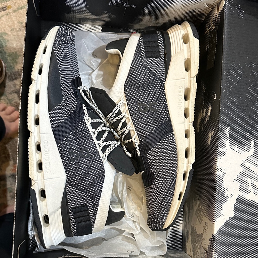 On Running Men's Cloudmonster Knit Sneakers - Black & Cream